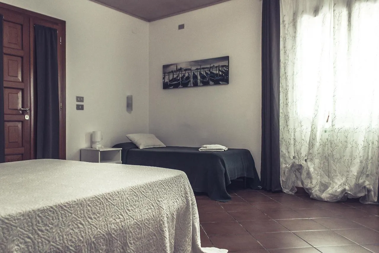 B&B Airport Venice Diego 2 Tessera